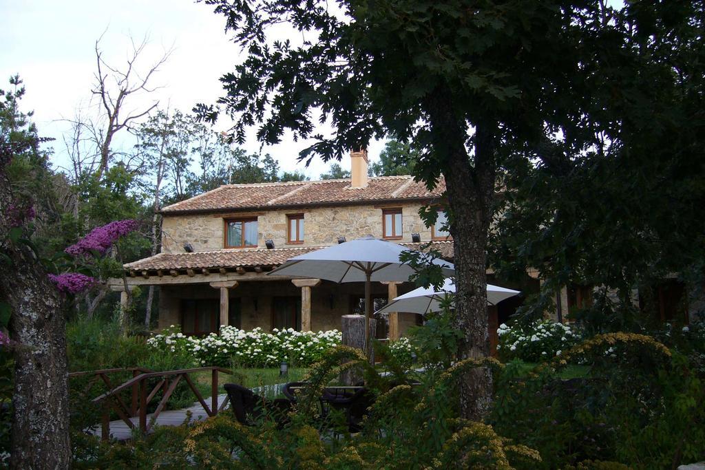 Posada Fuenteplateada Кольядо-Эрмосо Экстерьер фото